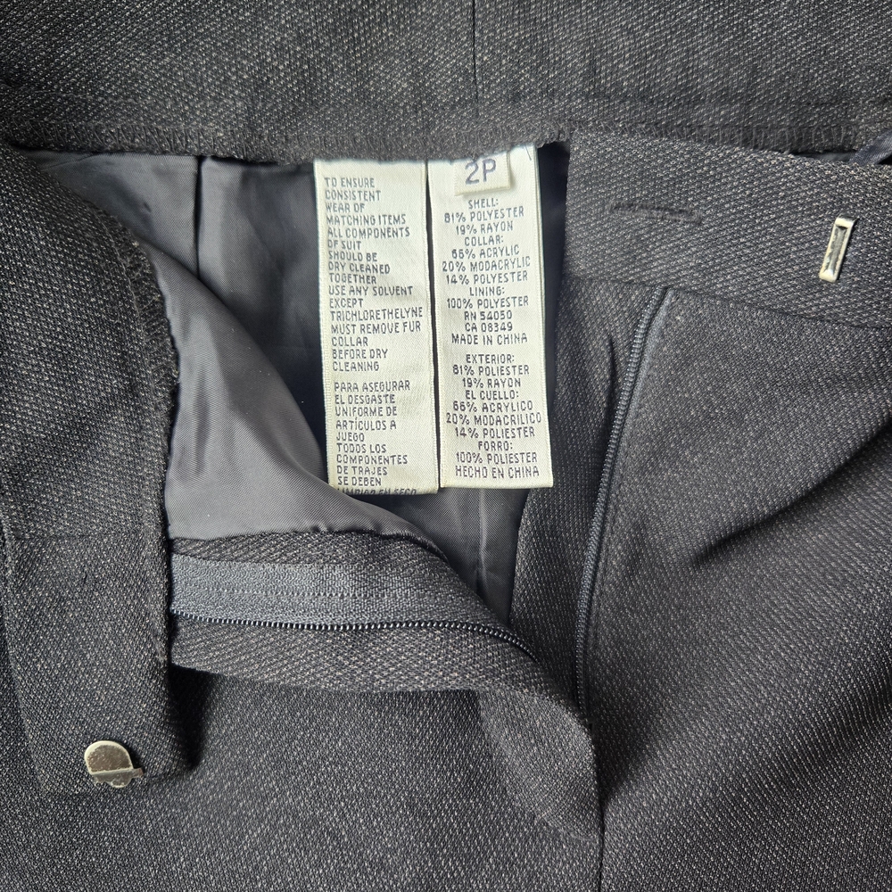 Jones New York Womens Charcoal Suit, Full Button Front Blazer & Trousers Sz 2P - Picture 7 of 8